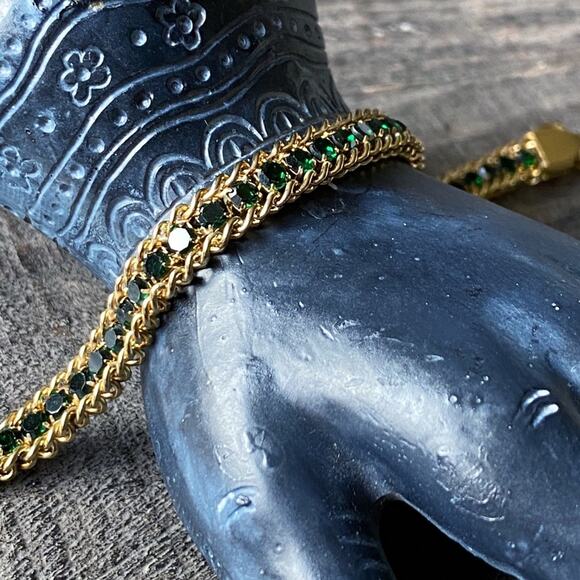 NEW Green Crystal Tennis Bracelet - Picture 2 of 9